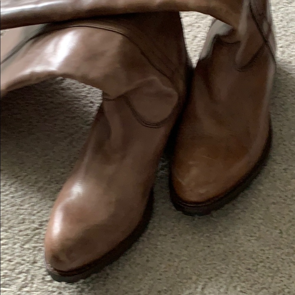 Ladies tall boots